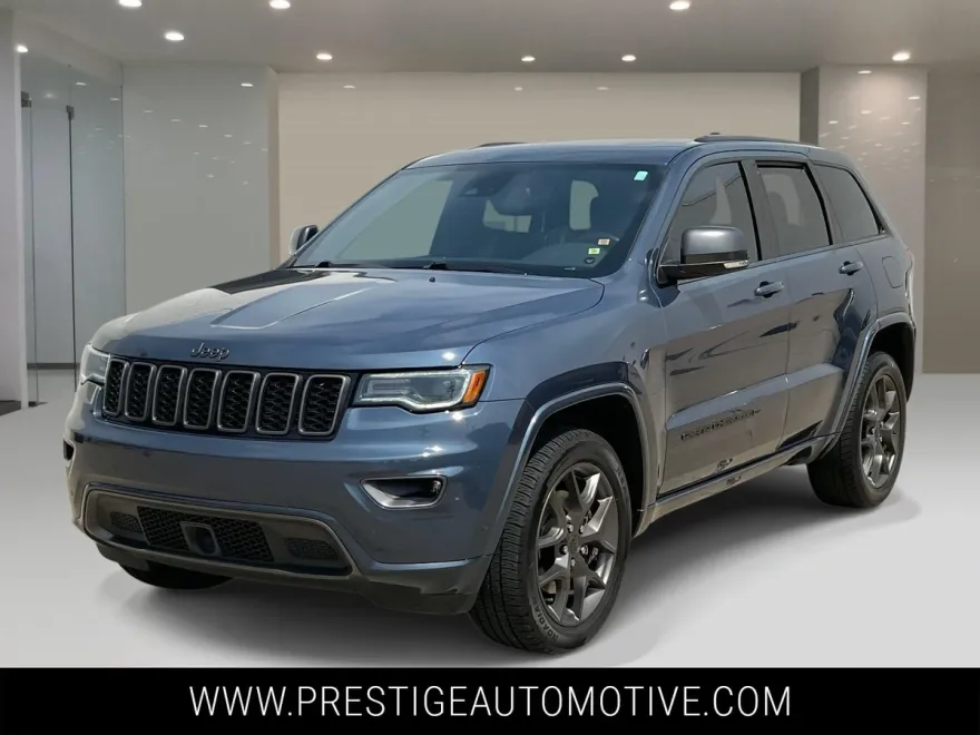 2021 Jeep Grand Cherokee Anniversary Edition photo 1