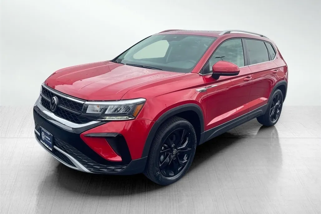 2022 Volkswagen Taos SE photo 1