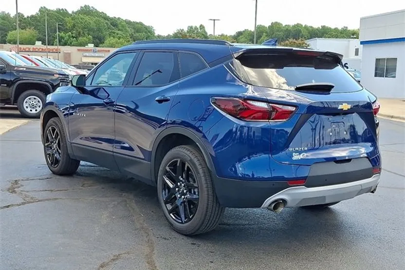 2022 Chevrolet Blazer 2LT photo 1
