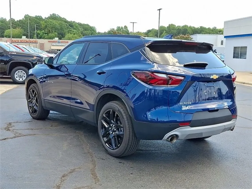 2022 Chevrolet Blazer 2LT photo 1