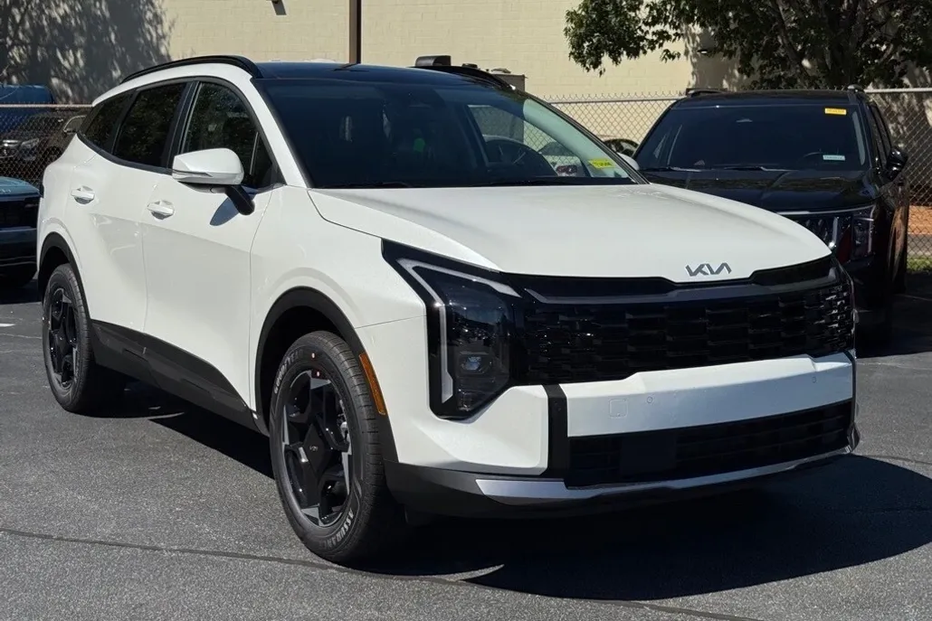 2026 Kia Sportage Hybrid EX photo 1