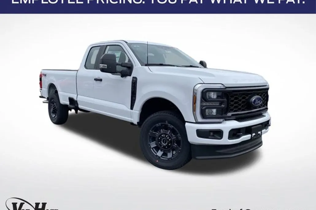 2025 Ford F-350 photo 1