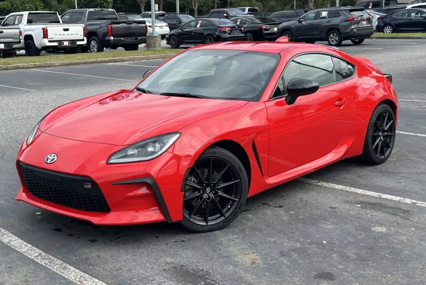 2022 Toyota GR86 Premium photo 1