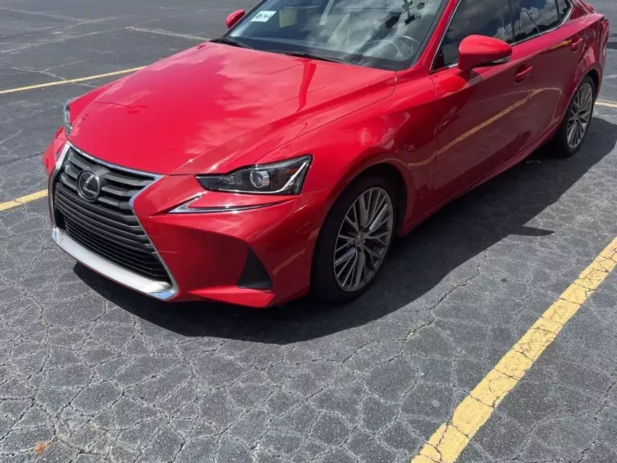 2017 Lexus IS 200t photo 1