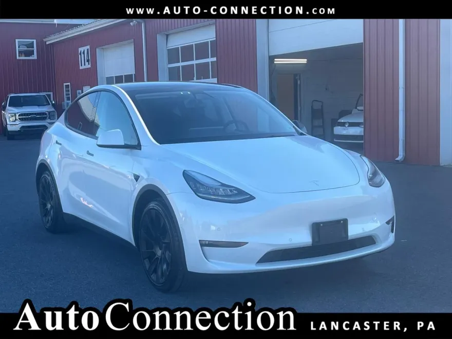 2021 Tesla Model Y Long Range photo 1