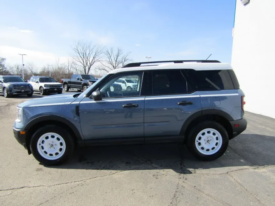 2025 Ford Bronco Sport Heritage photo 1