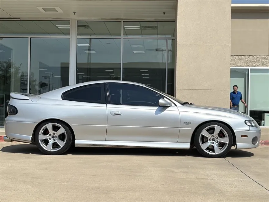 2004 Pontiac GTO photo 1
