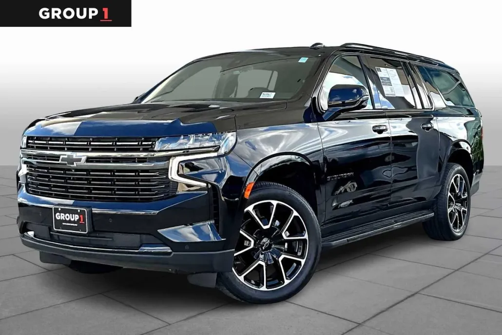 2021 Chevrolet Suburban RST photo 1