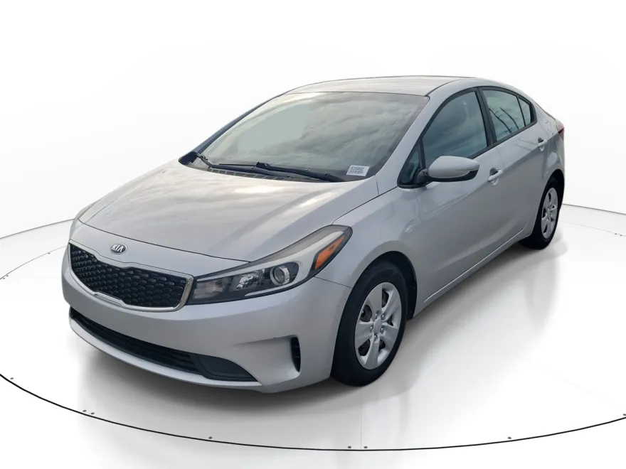 2018 Kia Forte LX Base photo 1