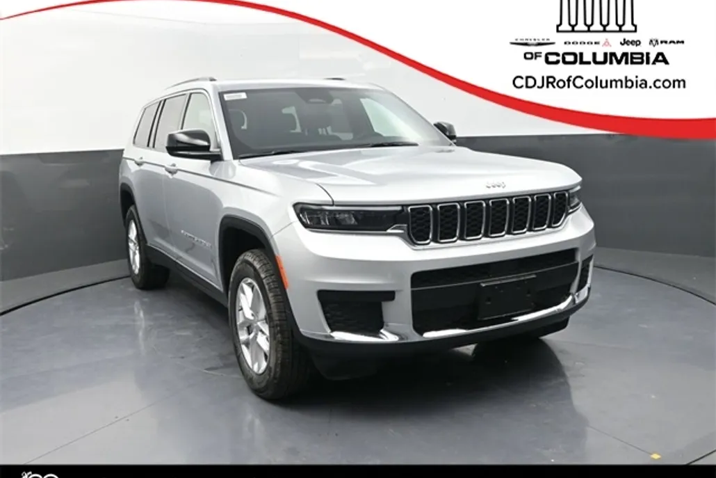2025 Jeep Grand Cherokee Laredo X photo 1