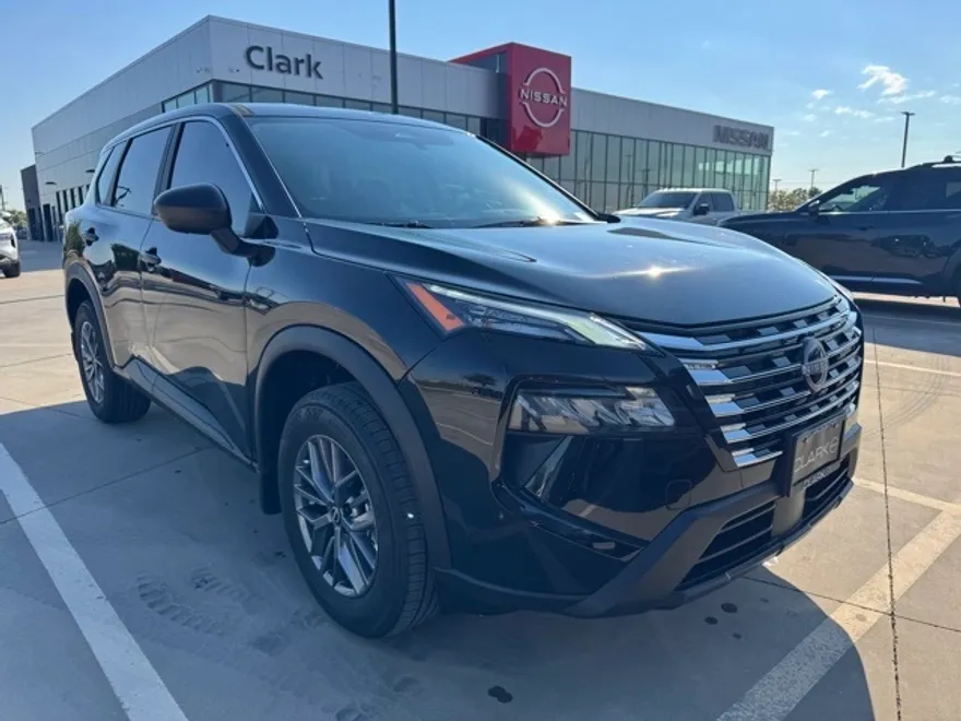 2026 Nissan Rogue S photo 1