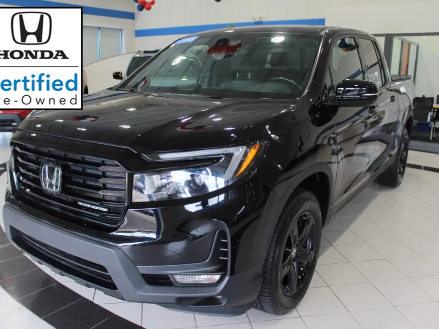 2022 Honda Ridgeline Black Edition photo 1