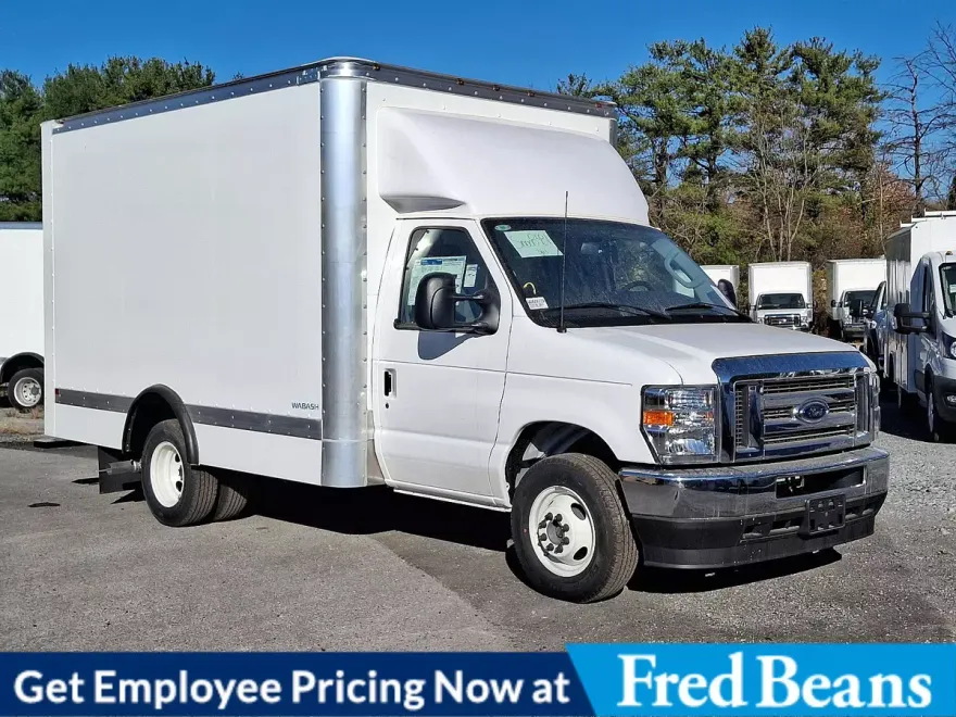 2025 Ford E-350 Base photo 1