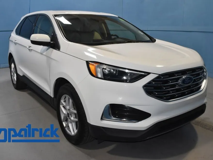 2022 Ford Edge SEL photo 1