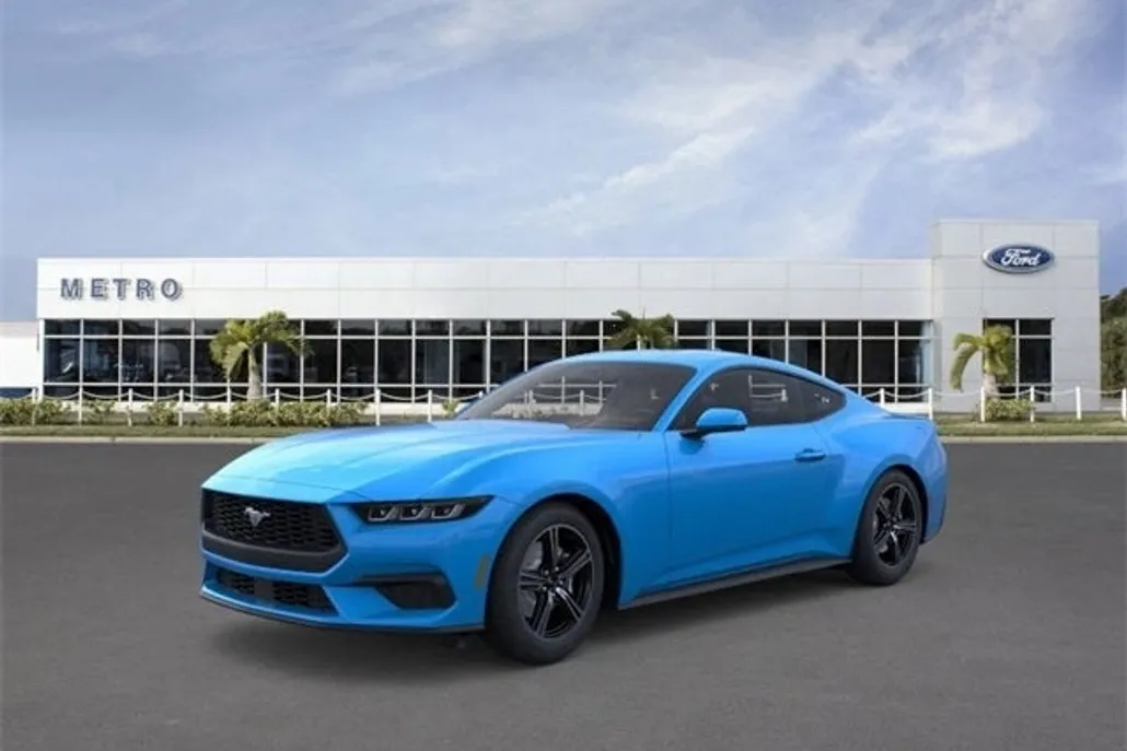 2025 Ford Mustang EcoBoost Premium photo 1