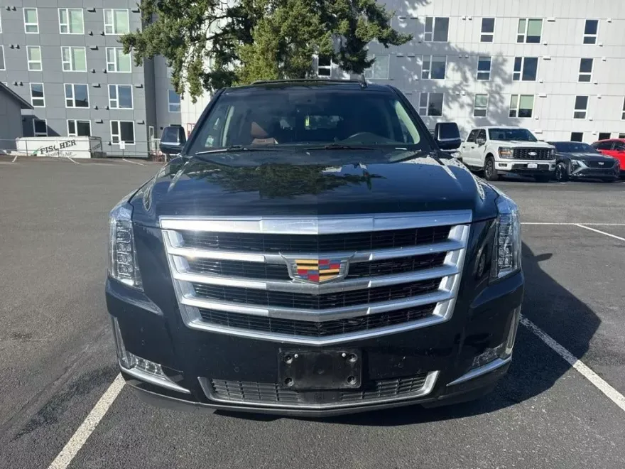 2017 Cadillac Escalade Premium Luxury photo 1