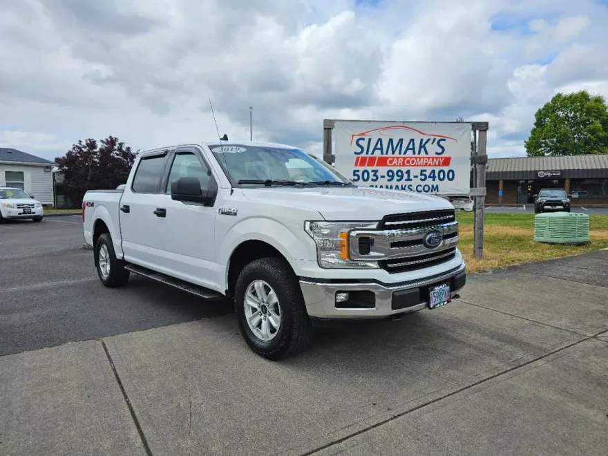 2019 Ford F-150 XLT photo 1