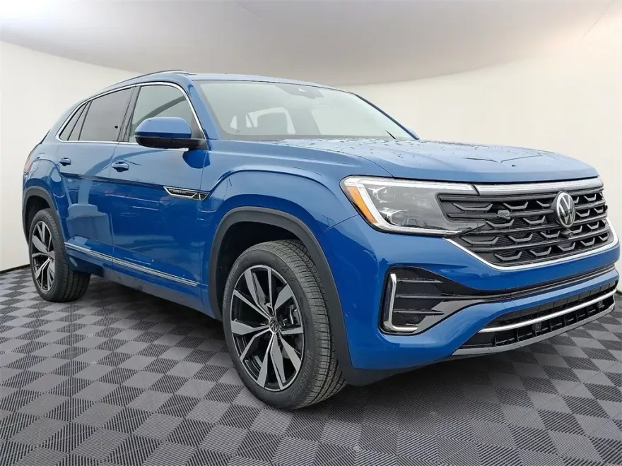 2025 Volkswagen Atlas Cross Sport SEL Premium R-Line photo 1