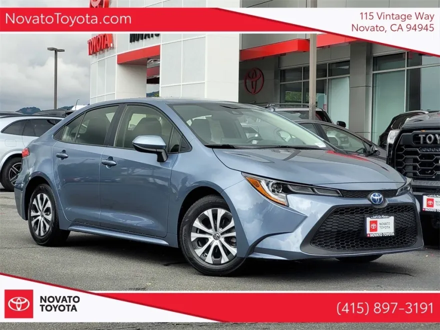 2022 Toyota Corolla Hybrid LE photo 1