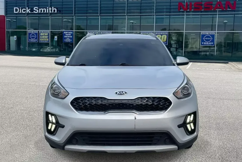 2020 Kia Niro LXS photo 1