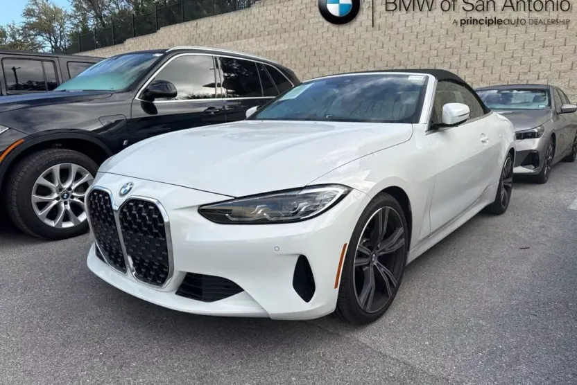 2023 Bmw 430i Convertible photo 1