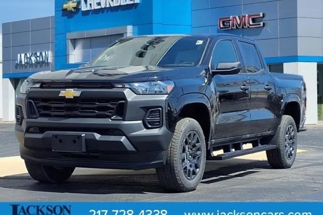 2025 Chevrolet Colorado LT photo 1