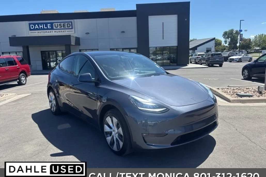 2021 Tesla Model Y Long Range photo 1