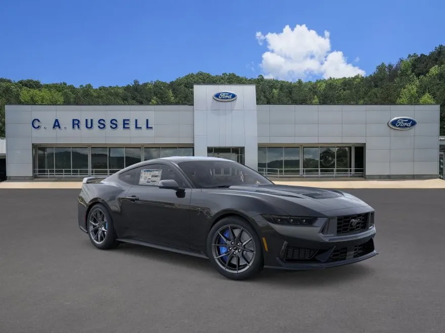 2025 Ford Mustang Dark Horse photo 1