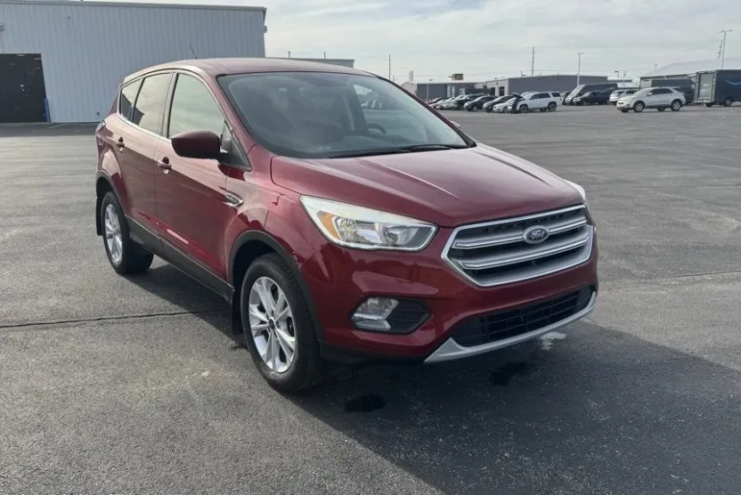 2017 Ford Escape SE photo 1