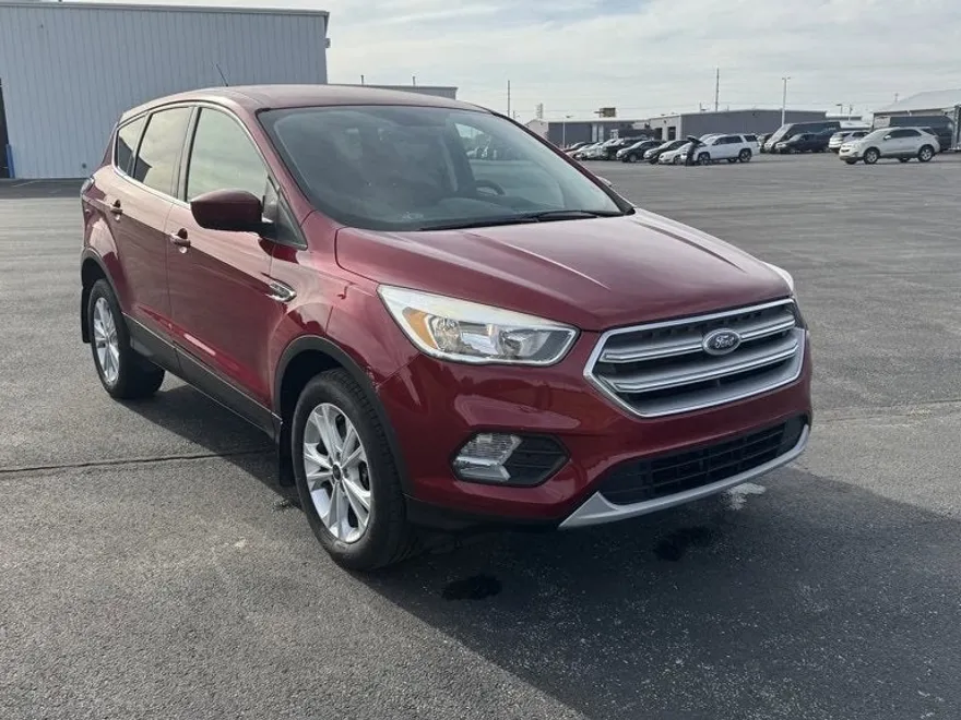2017 Ford Escape SE photo 1
