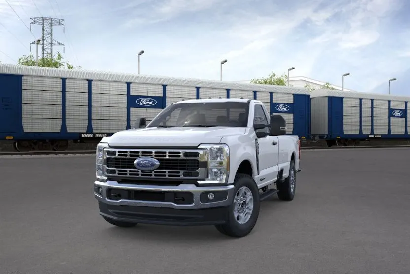 2026 Ford F-350 XLT photo 1