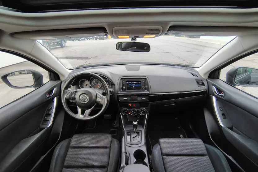 2013 Mazda CX-5 Touring photo 1