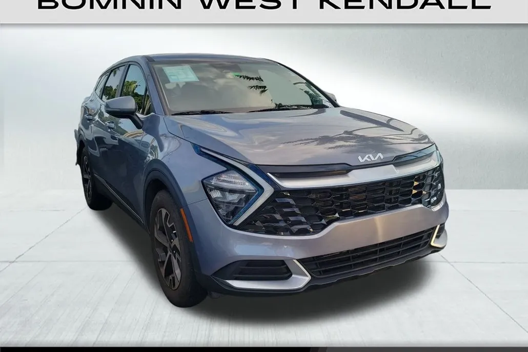 2023 Kia Sportage EX photo 1
