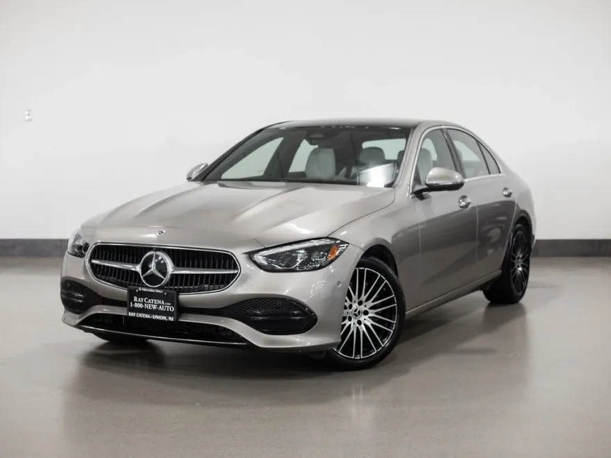 2024 Mercedes Benz C 4MATIC 300 photo 1