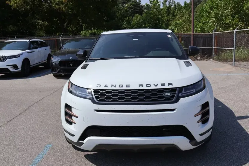 2023 Land Rover Range Rover Evoque R-Dynamic SE photo 1