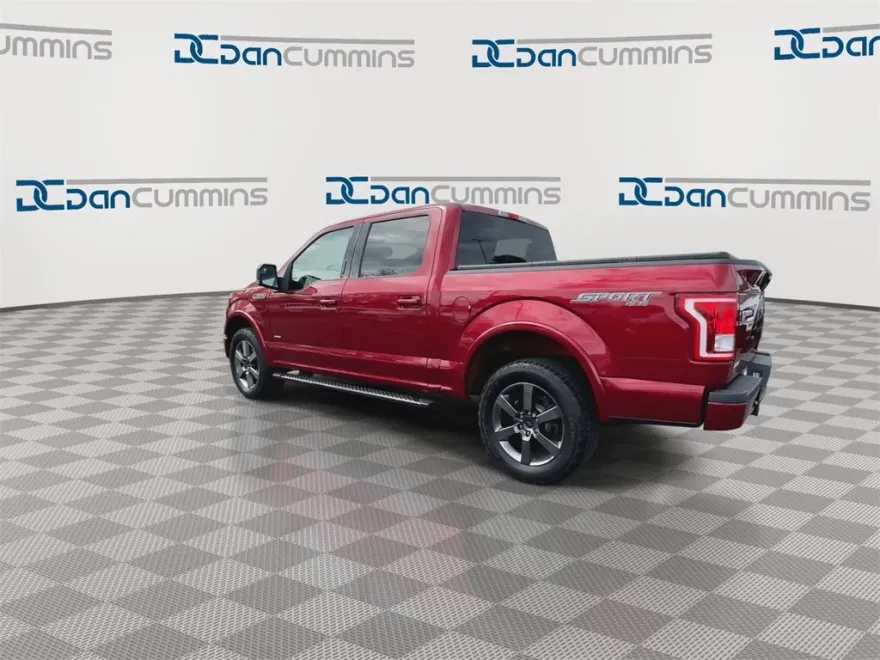 2015 Ford F-150 XLT photo 1