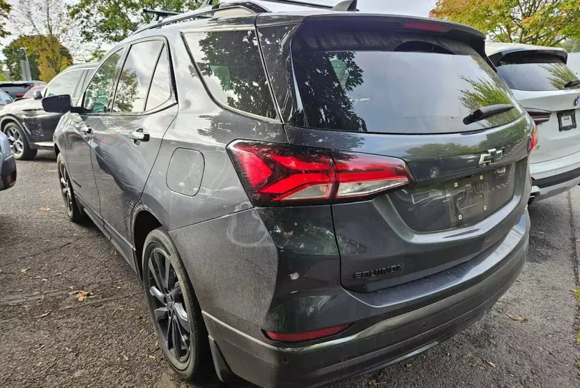 2022 Chevrolet Equinox RS photo 1