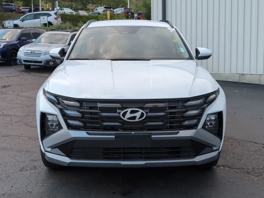 2025 Hyundai Tucson SEL photo 1