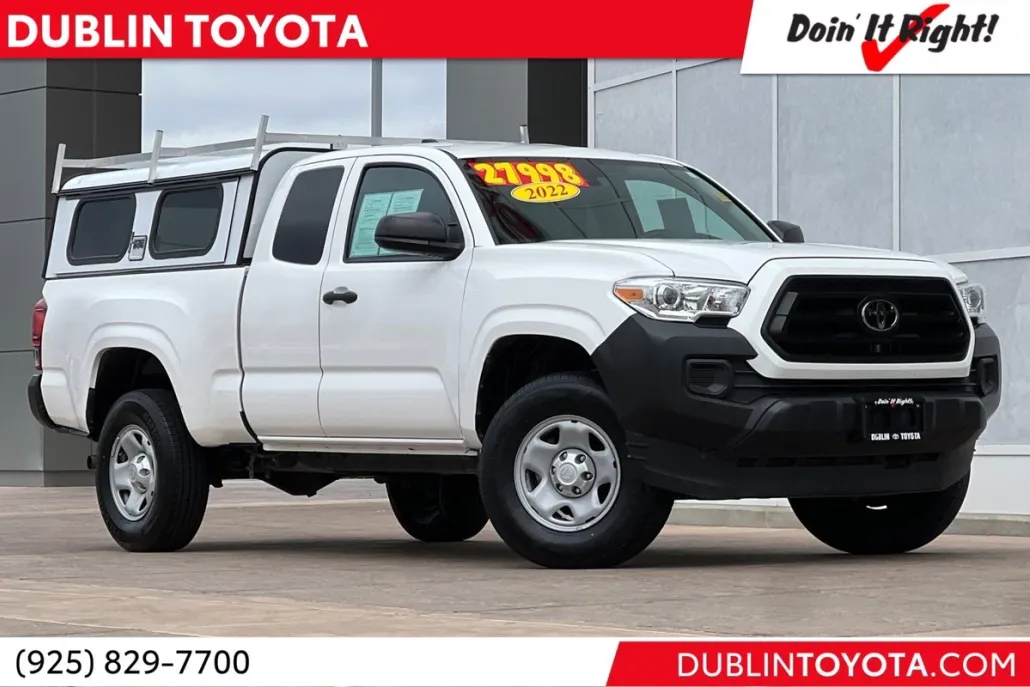 2022 Toyota Tacoma SR photo 1
