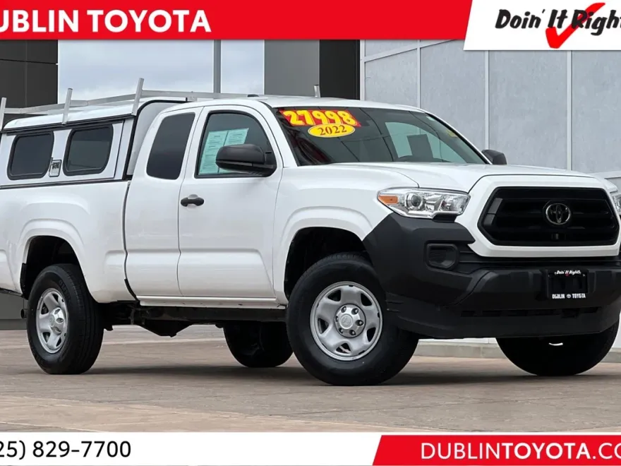 2022 Toyota Tacoma SR photo 1
