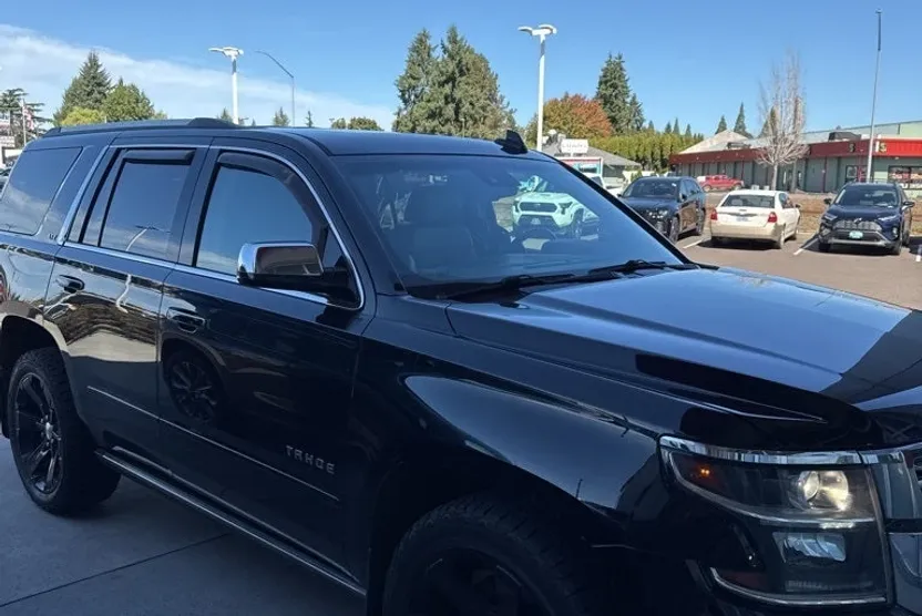2015 Chevrolet Tahoe LTZ photo 1