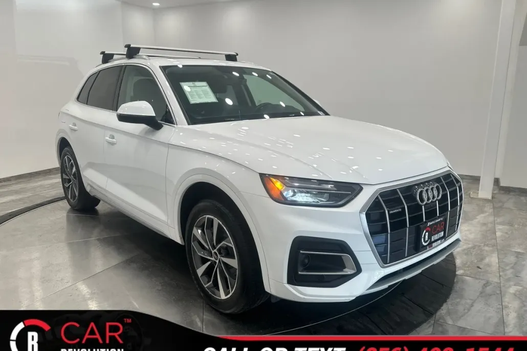2021 Audi Q5 Premium Plus photo 1
