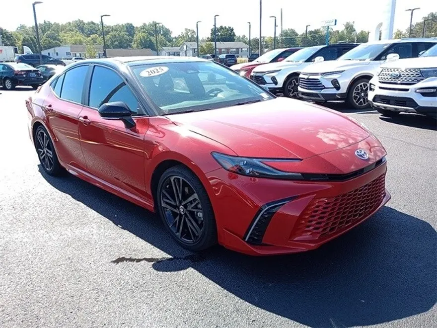 2025 Toyota Camry XSE photo 1