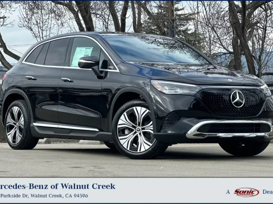 2025 Mercedes Benz EQE-Class SUV photo 1
