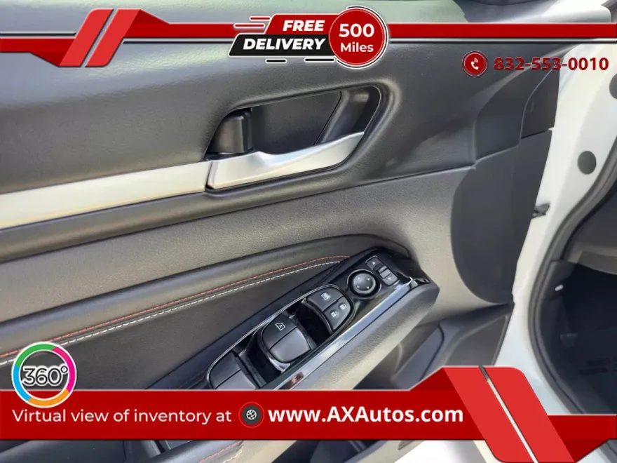 2023 Nissan Altima 2.5 SR photo 1