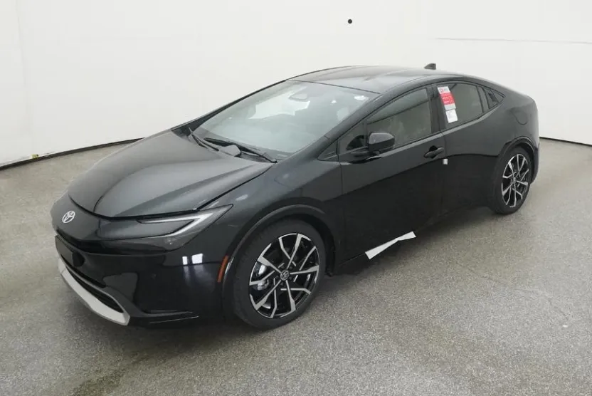 2026 Toyota Prius XSE Plug-in Hybrid photo 1