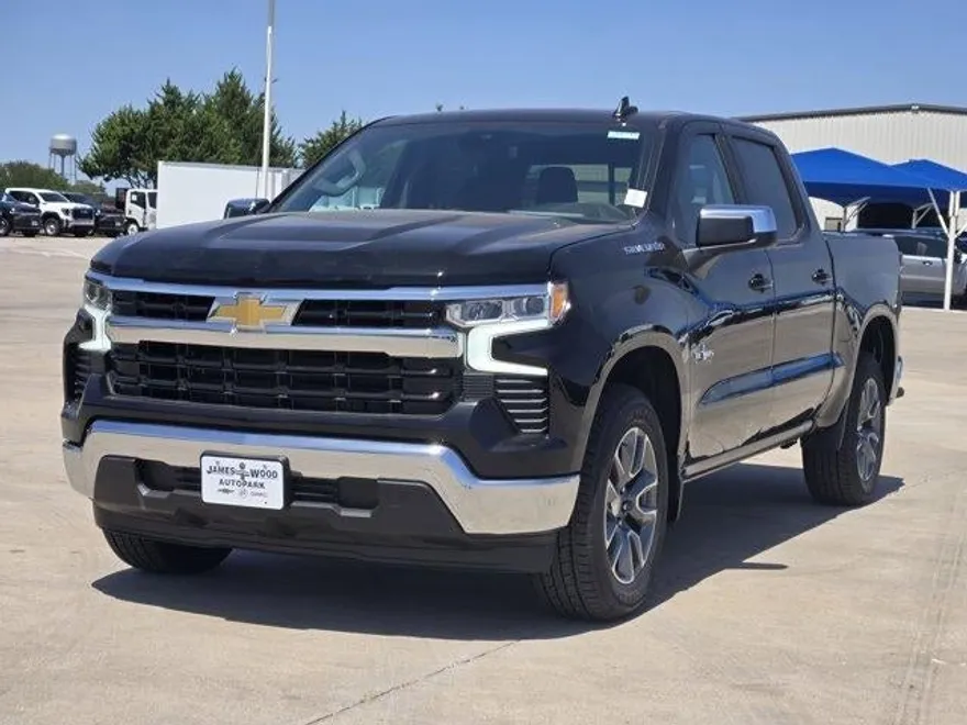 2026 Chevrolet Silverado 1500 LT photo 1