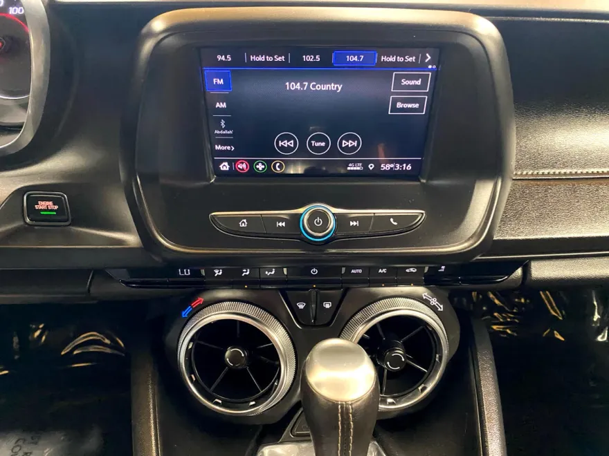 2020 Chevrolet Camaro 1LS 1LT photo 15