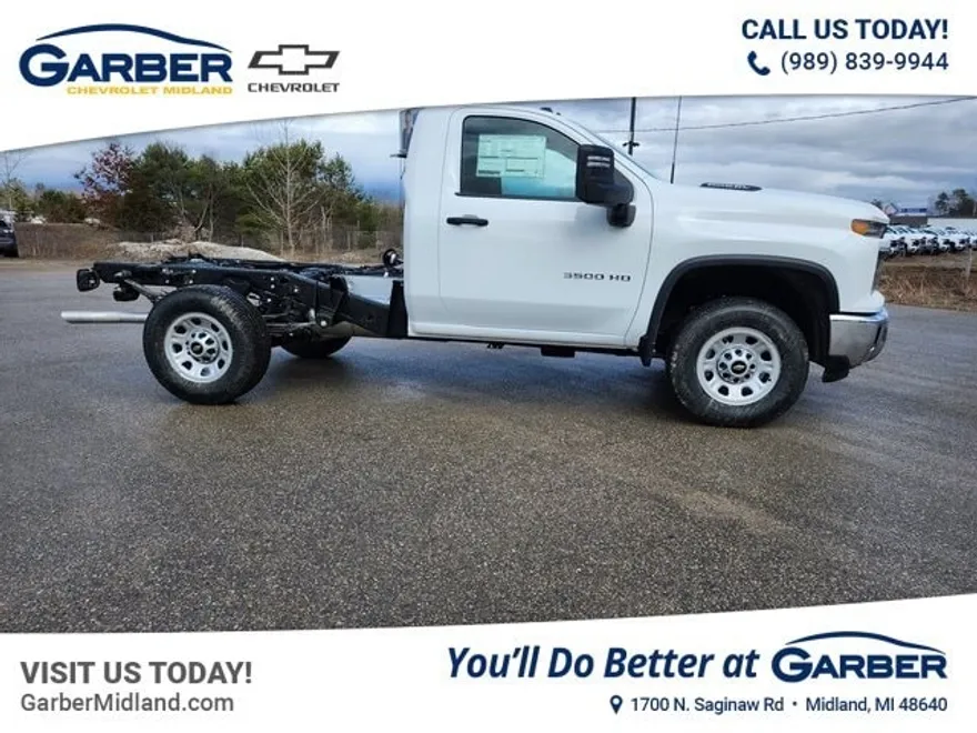 2025 Chevrolet Silverado 3500HD photo 1