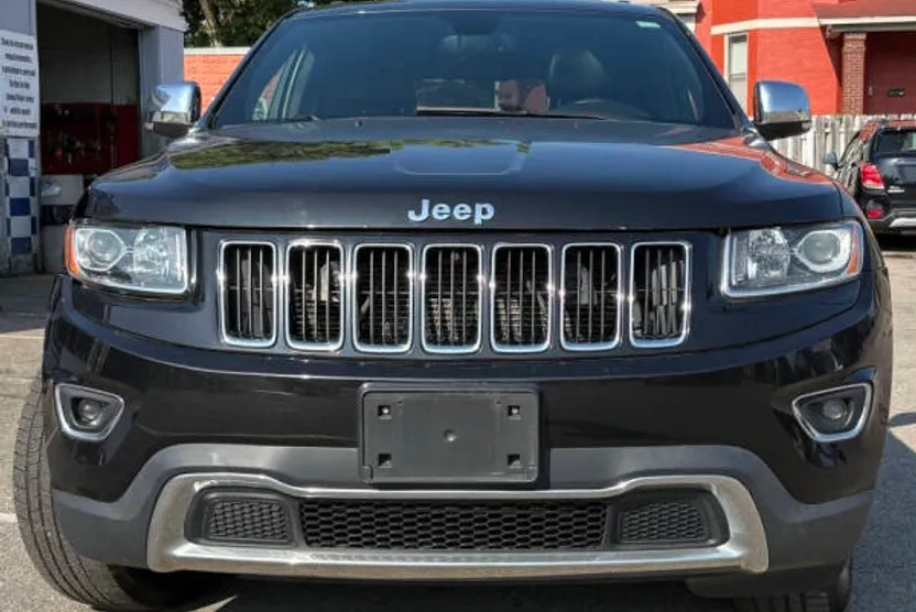 2016 Jeep Grand Cherokee Limited photo 1